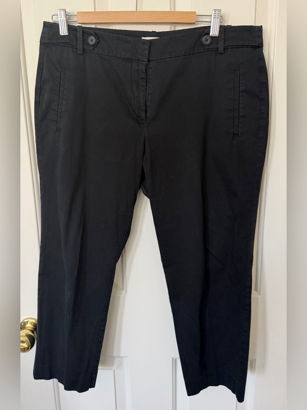 LOFT Black woman’s size 12